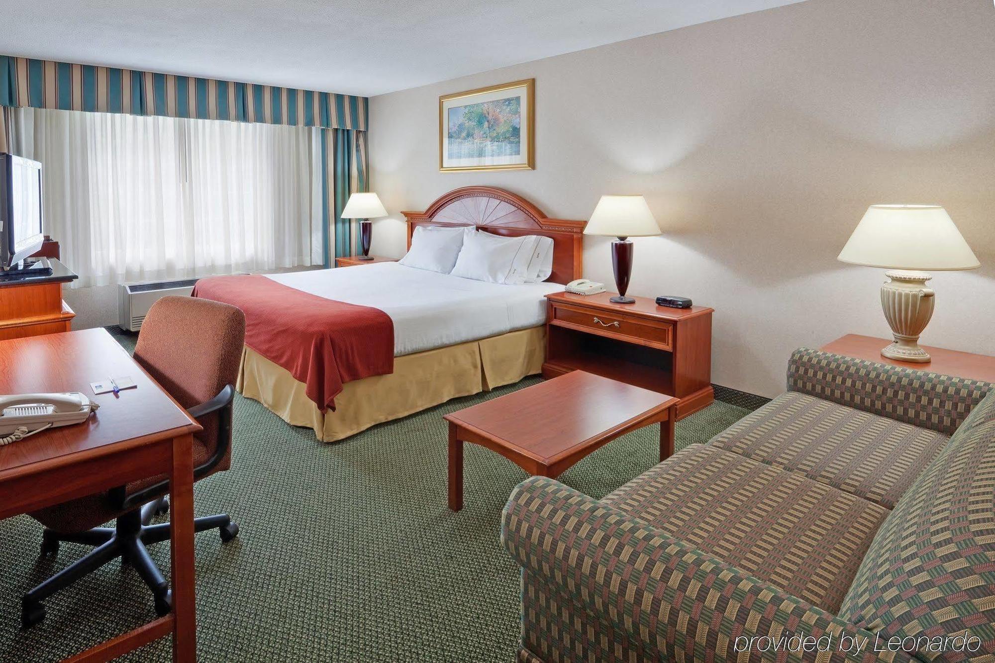 Express By Ihg 2*